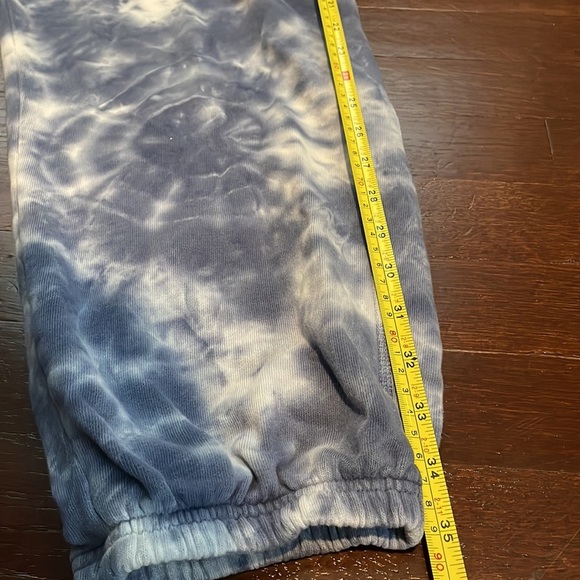 Women's Old Navy Tie-Dye Sweatpants Large - Picture 14 of 15